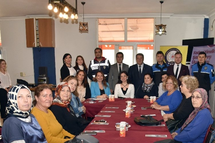 Manisa'da 'şiddetle mücadele' için mahalle toplantıları gerçekleşti