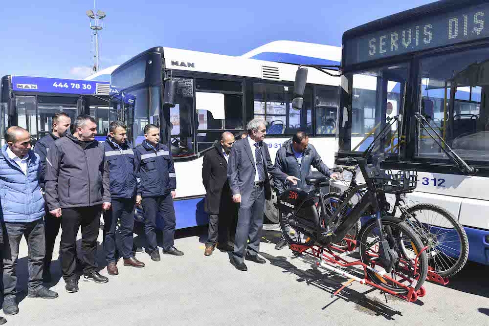 EGO OTOBÜSLERİNE BİSİKLET TAŞIMA APARATI