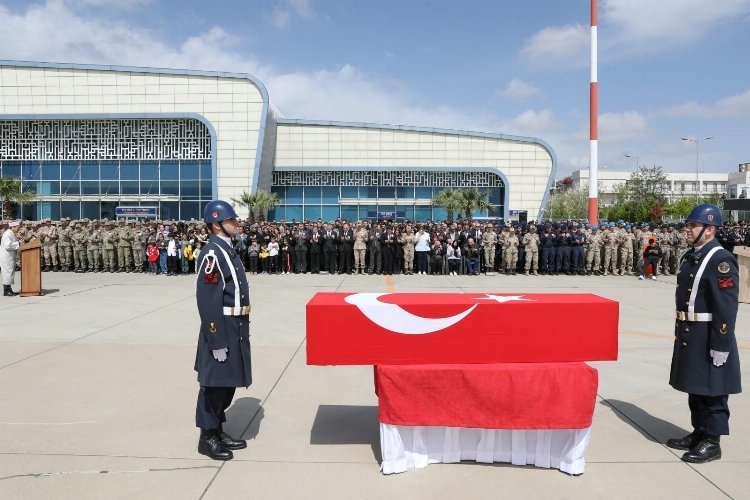 Şehit Jandarma Mehmet Gündüz dualarla uğurlandı