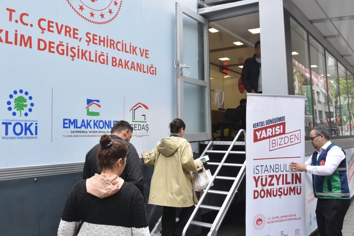 Dünya Tarihinin En Büyük Şehircilik Hamlesi “Yarısı Bizden” Tanıtım Tırı Pendik’te
