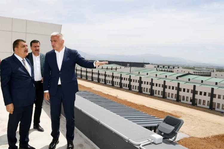 Bakan Ersoy'dan Malatya'da inceleme