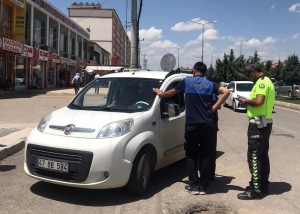 Diyarbakır'da Zabıtadan korsan taksi denetimi