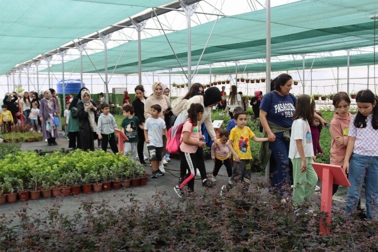İzmit'teki Küçük Misafirler Doğa Keşfine Çıktı