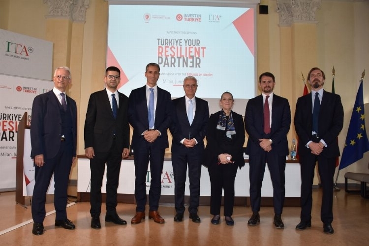 Türkiye Yüzyılı' yatırım resepsiyonu Milano'da görkemli bir şekilde düzenlendi