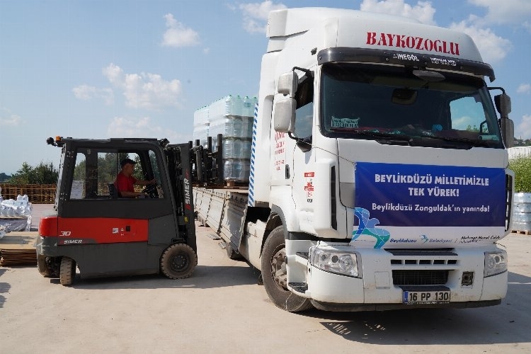 Beylikdüzü'nden  yardım tırı