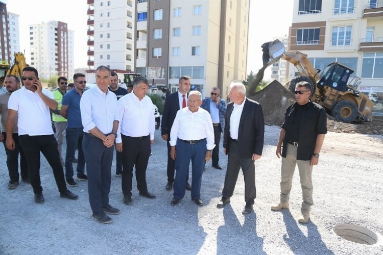 Turkovac'ın mucidinin adı Zümrüt Mahallesi Akmescit Bulvarında yaşayacak