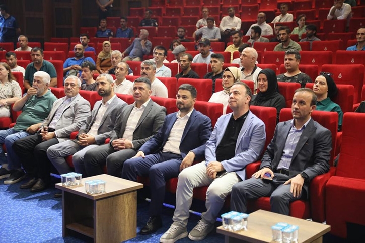 Kağıthane Belediyesi, 200'ün Üzerinde Kişiyi İstihdam Etti