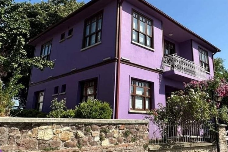 İzmit'te Zübeyde Hanım'ın İsmi Yaşatılacak