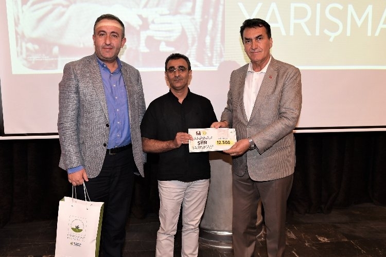 Yüzlerce Eser Arasından Bursa'dan En Güzel Şiirler Seçildi