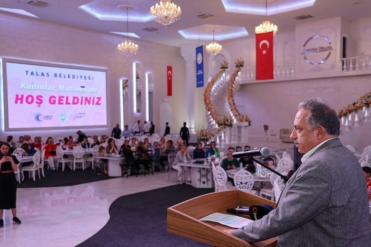 Kayseri Talas'ta Festivale Özel Kadınlar Matinesi