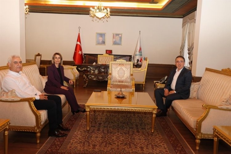 Eski Vali'den Mehmet Savran'a Veda