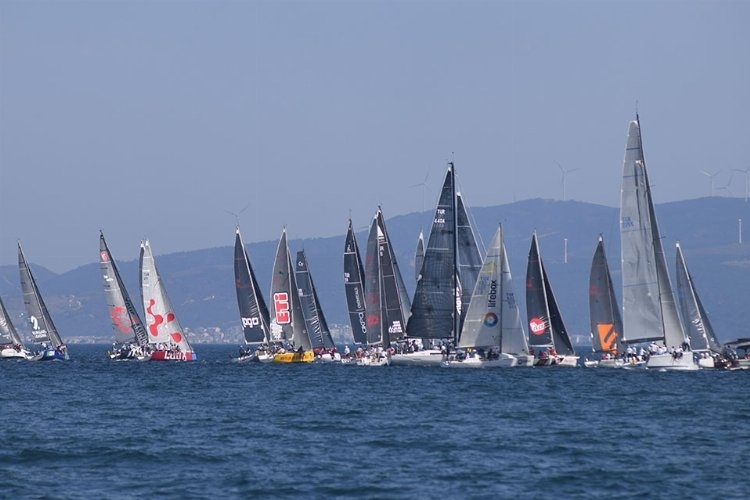 Fenerbahçe Olympos Regatta'da Birinci Olarak Şampiyon