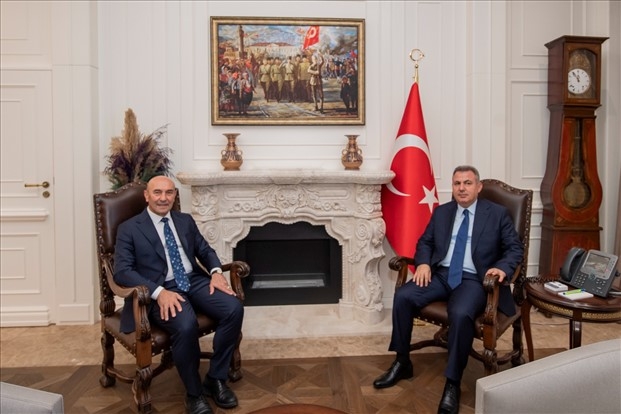 Başkan Soyer’den Vali Elban’a ziyaret