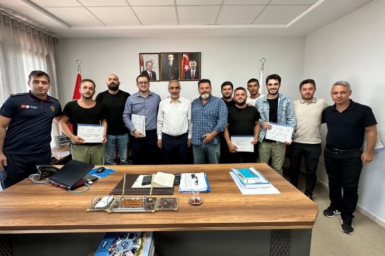 Kocaeli İtfaiyesi, Afetlere Karşı Gönüllüleri Eğiterek Hazırlıklı Hale Getiriyor