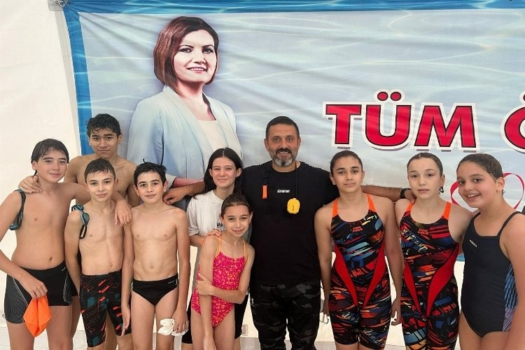 İzmitli Yüzücüler Ulusal Lig Finaline Yükseldi