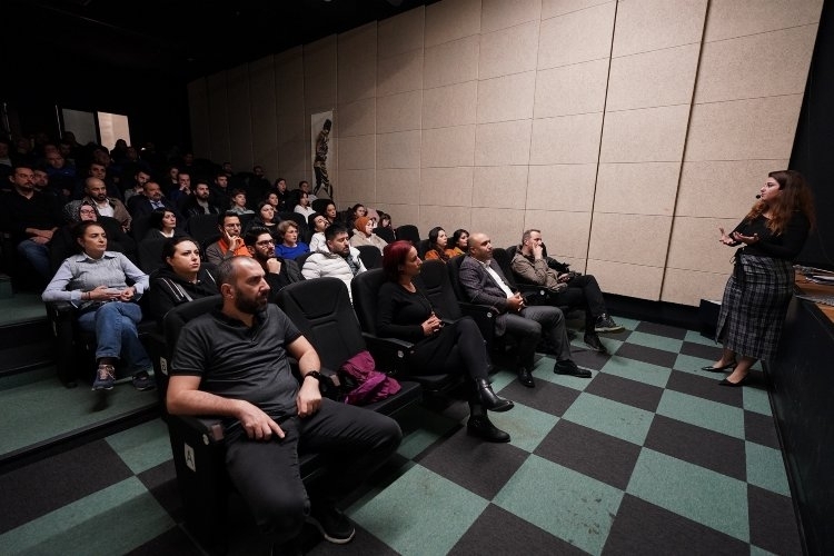 Beylikdüzü'nde Atık Azaltımı Bilincini Artırmaya Yönelik Eğitim