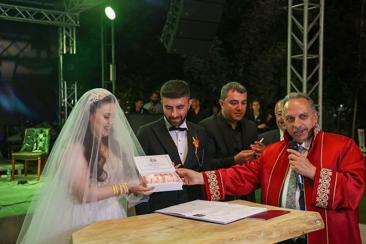 Kayseri Talas, Nikahta Rekor Kırıyor
