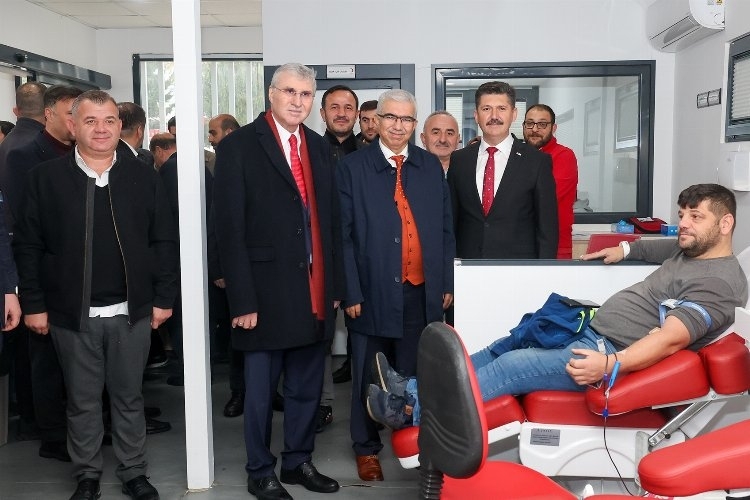Büyükşehir Belediye Başkanı Yüce, Sakarya'da Kan Bağışına İhtiyaç Var