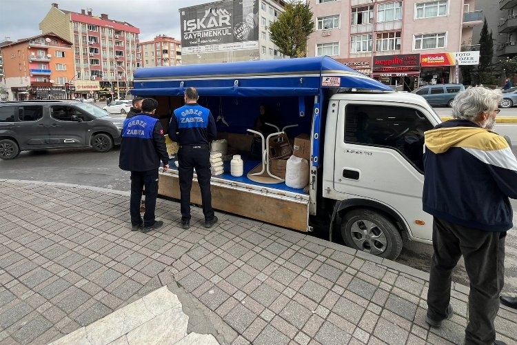 Gebze Zabıtası'ndan Seyyar Satıcılar Üzerinde Sıkı Denetim