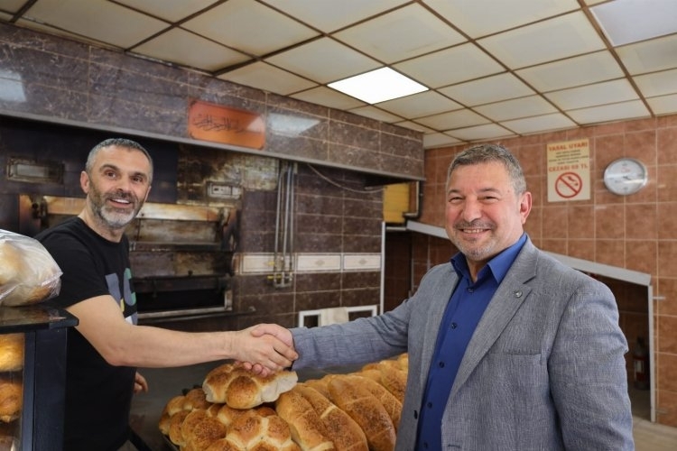 İzmit Belediyesi, Kent Esnafına Destek Veriyor