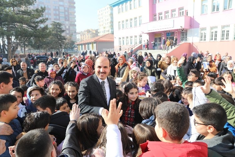 Başkan Altay, LGS’ye Girecek Öğrencilere Başarılar Diledi