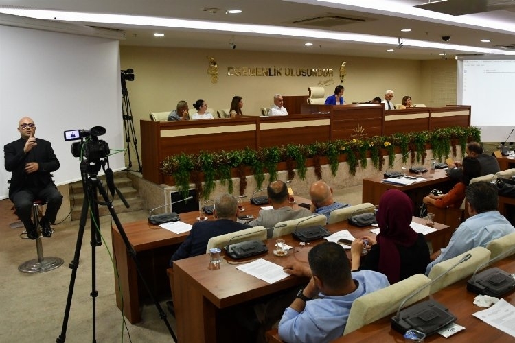 İzmir Karabağlar Meclisi'nden Doğalgaz Kararı: Yeni Dönemde Enerji Yatırımları Hızlanıyor