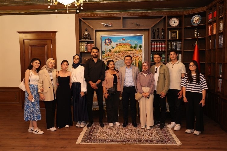 Başkan Arı'ya &Prime;Hayırlı Olsun&Prime; Ziyaretleri Devam Ediyor