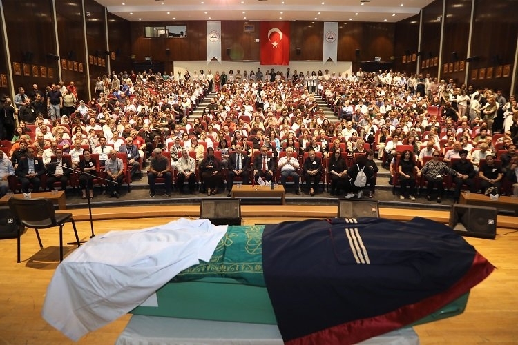 ERÜ Ailesinden Prof. Dr. Tamer Güneş'e Duygusal Veda