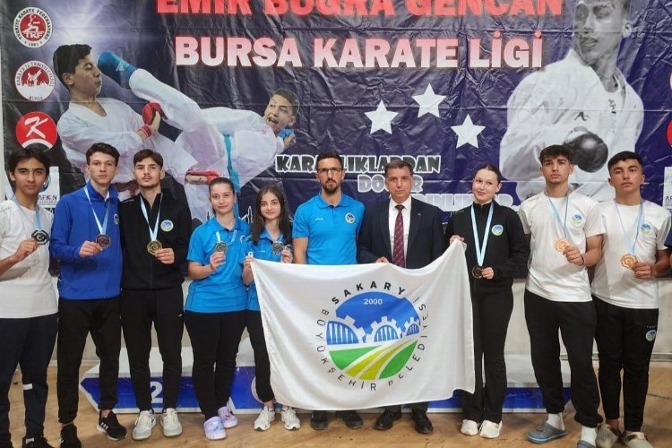 Sakaryalı Yıldızlar Bursa'yı Salladı