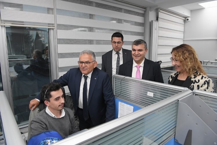 Kayseri Çağrı Merkezi, 2024'ün İlk Yarısında Yaklaşık 600 Bin Çağrıya Cevap Verdi