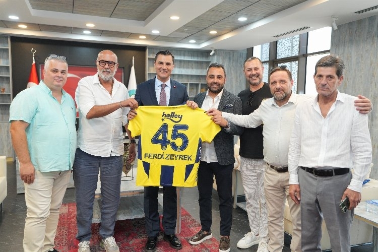 Fenerbahçe taraftar derneklerinden Başkan Zeyrek'e ziyaret