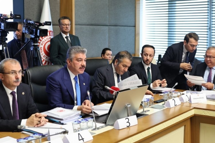 Yargı Paketi 20 Saat Süren Görüşmelerle Kabul Edildi: Sıra TBMM Genel Kurulu'nda