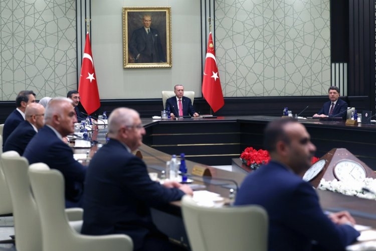 Bugün Kabine Toplantısı Yoğun Gündemle Gerçekleştirilecek