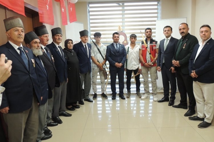 Devlet Korumasındaki Çocuklar Demokrasi Nöbeti'ne Katıldı