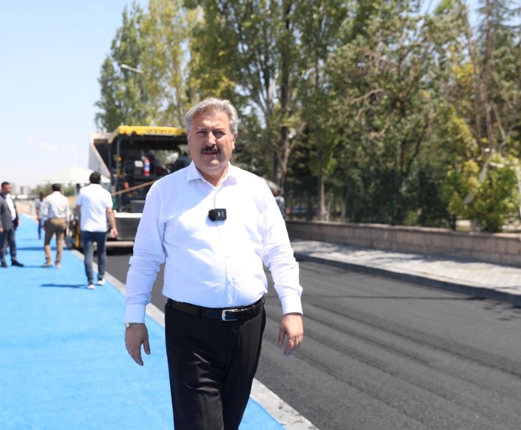 Kayseri Melikgazi'de trafiğe nefes aldıracak yeni bir düzenleme yapıldı
