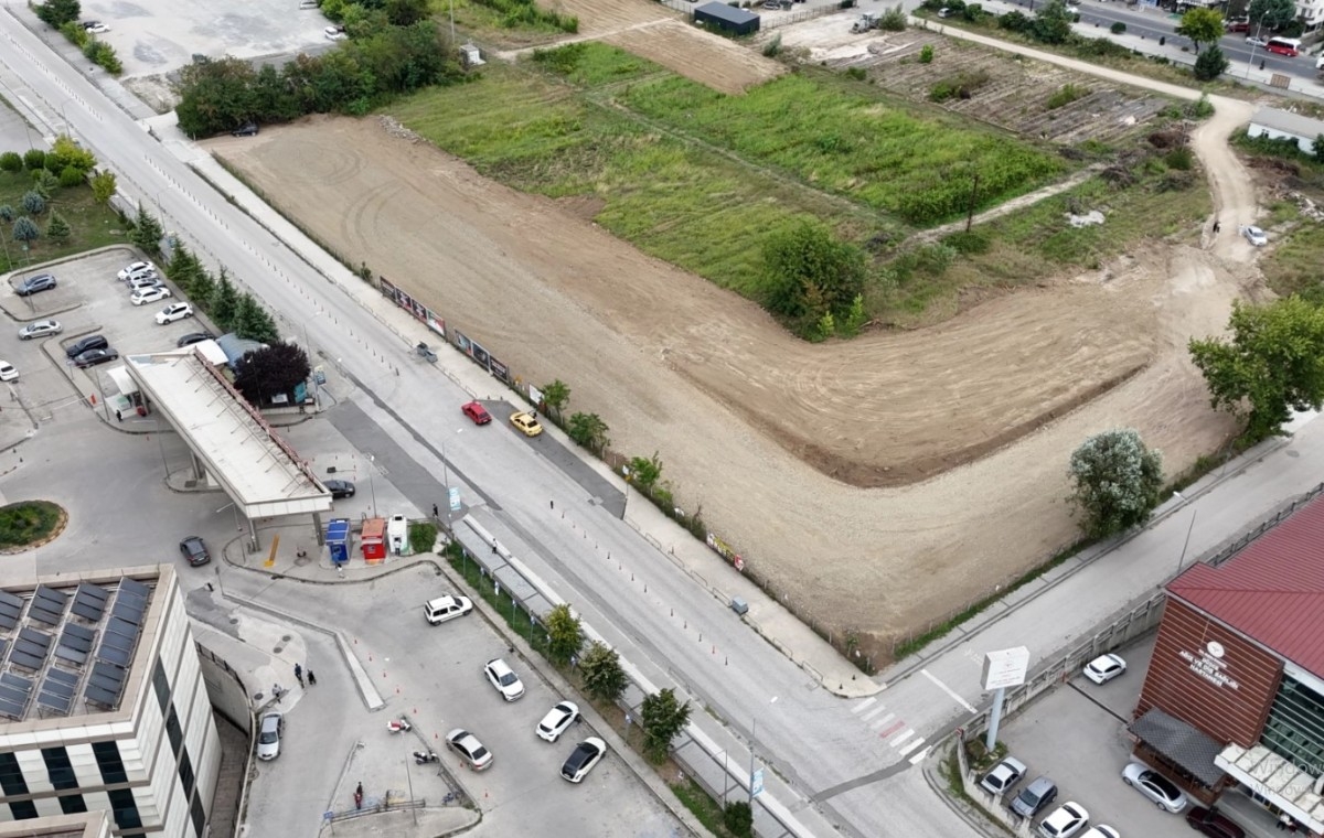 Atatürk Devlet Hastanesi’ne yeni bir otopark yapıldı