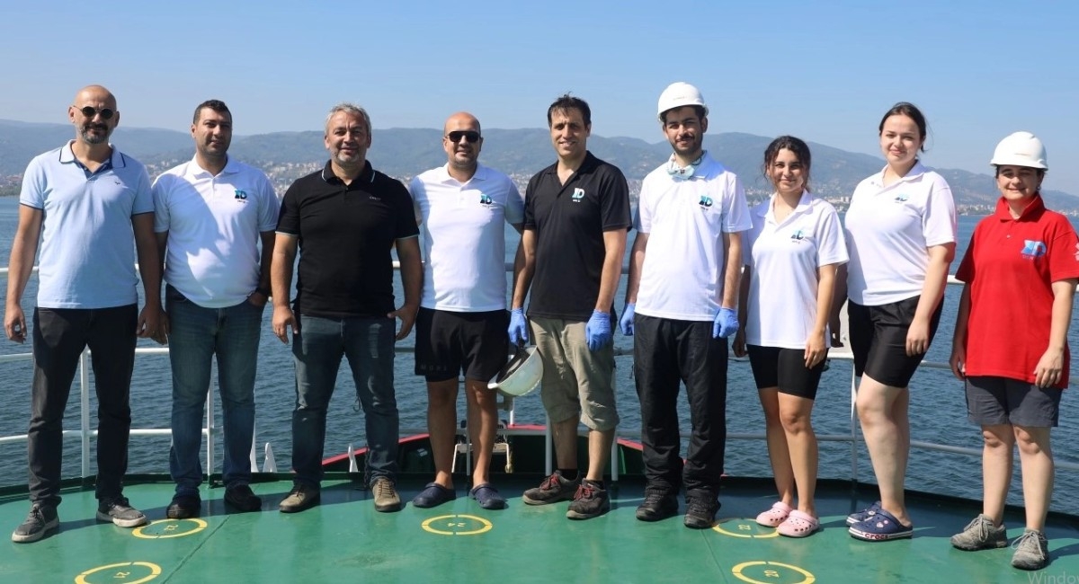 İzmit Körfezi'nde Deniz Ekosistemi Canlanıyor