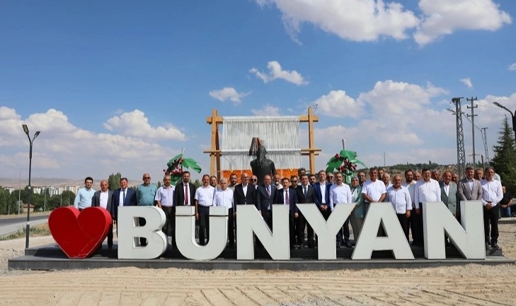 Kayseri Valisi Bünyan'ı Ziyaret Etti