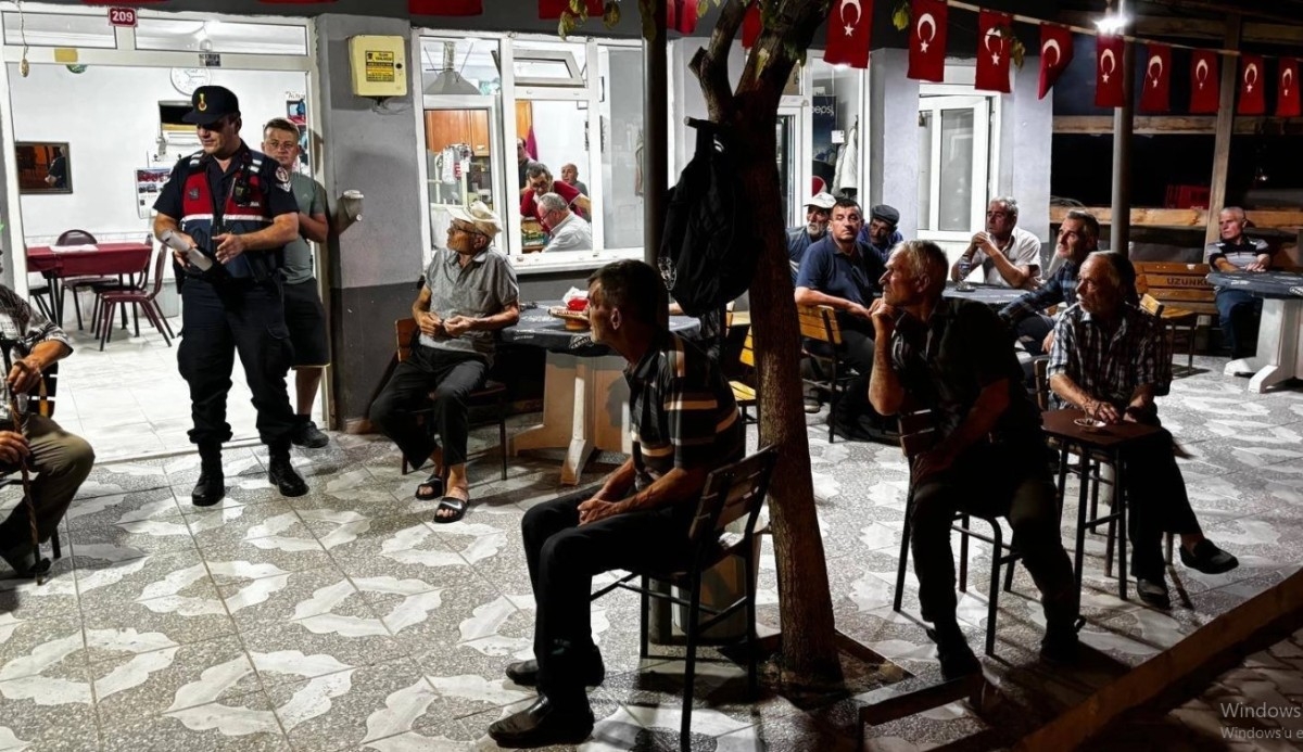 Edirne’de Vatandaşlar Dolandırıcılıkla Mücadele Konusunda Bilgilendirildi