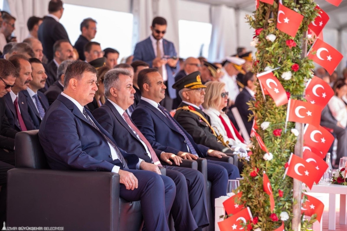 İzmir'de 30 Ağustos Zafer Bayramı Coşkusu Başladı