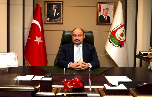 Şanlıurfa Büyükşehir Belediye Başkanı, YRP'den İstifa Edip Bağımsız Görevine Devam Edecek