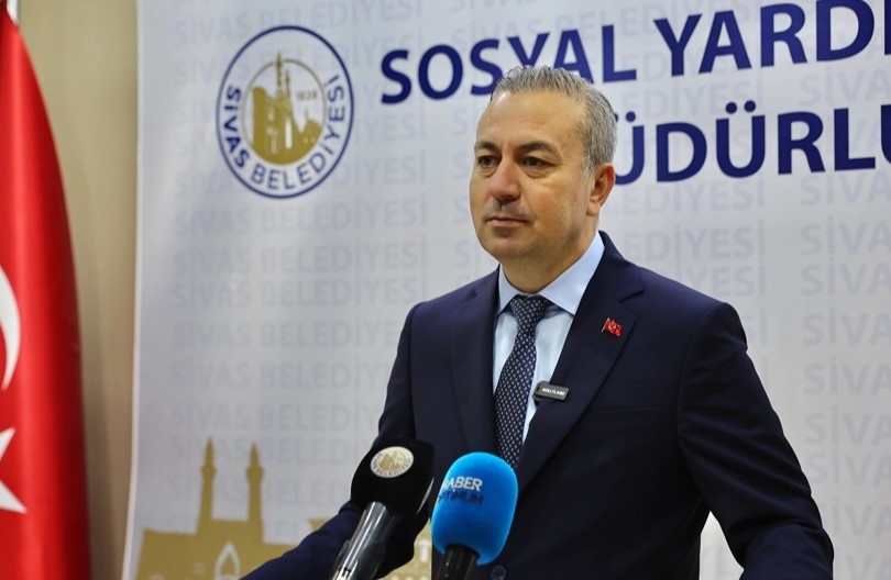Sivas’ta İhtiyaç Sahibi Ailelere Nakit Yakacak Desteği
