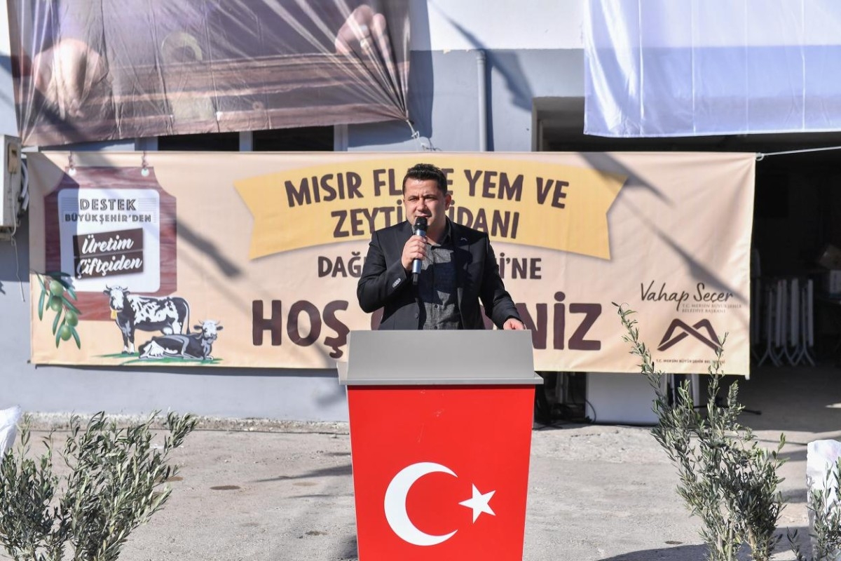 Üreticinin Yüzünü Güldüren Büyükşehir Devam Ediyor