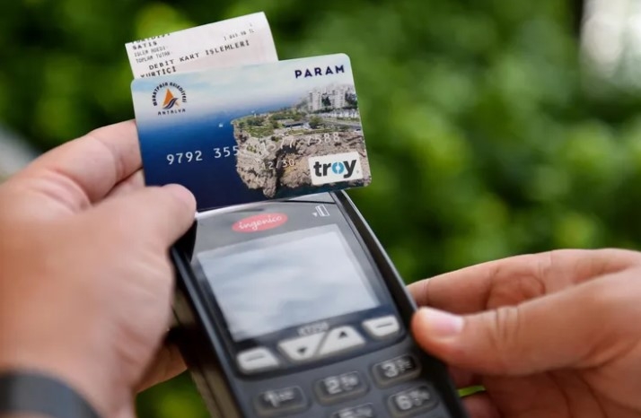 Antalya Muratpaşa'da Çevreci Komşu Kart Projesi'yle Geri Dönüşümde Yeni Rekor
