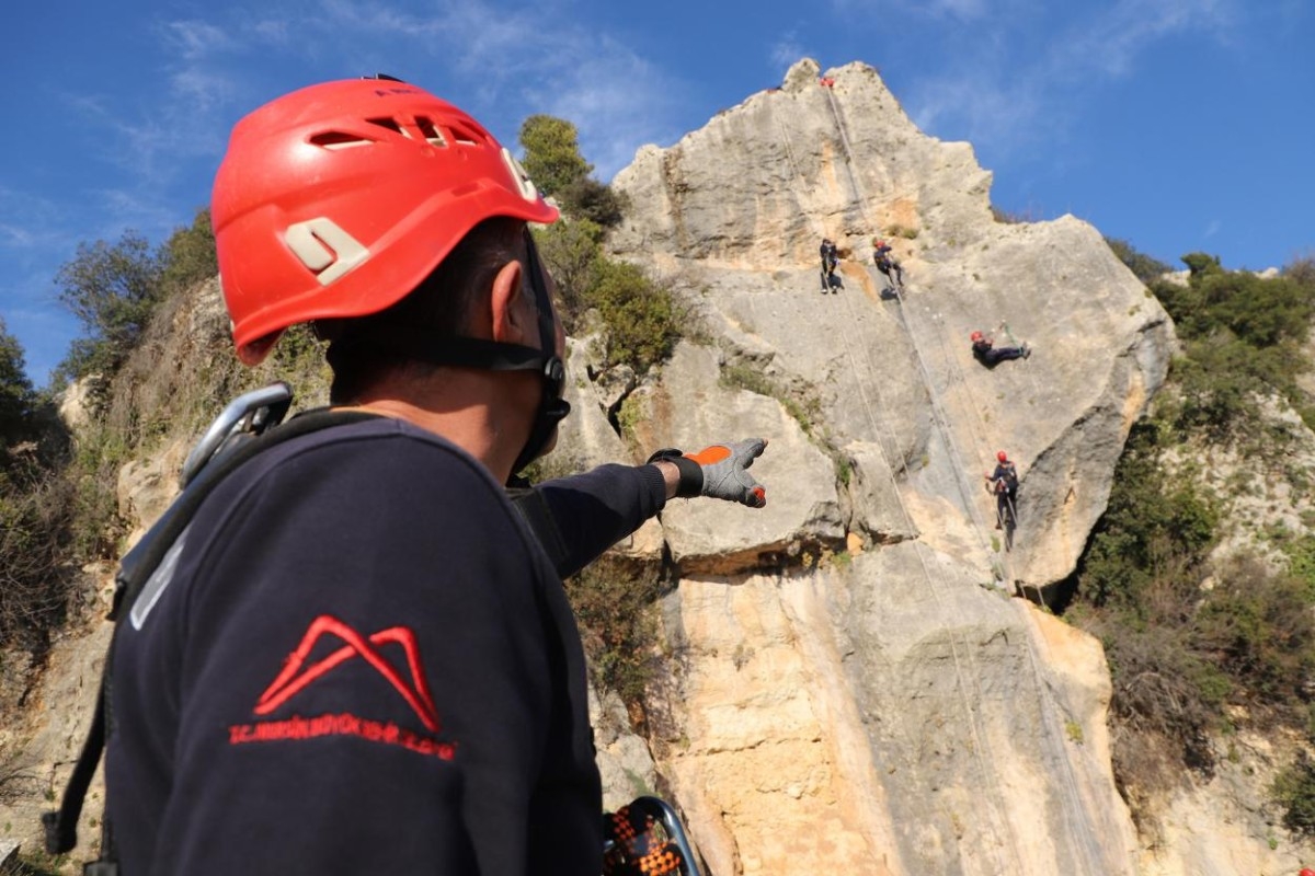 Mersin Büyükşehir İtfaiyesi, Doğada Eğitim Gerçekleştirdi