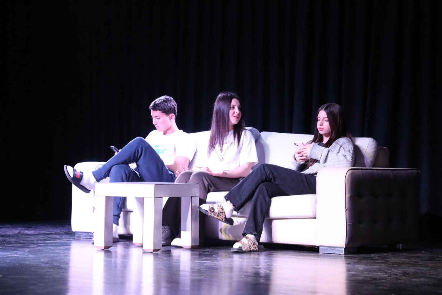 İnegöl’de 8. Genç Suare Tiyatro Festivali Başladı