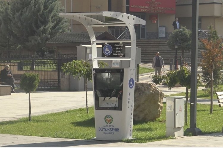 Malatya'da engelli vatandaşlar için 5 yeni şarj istasyonu kuruldu