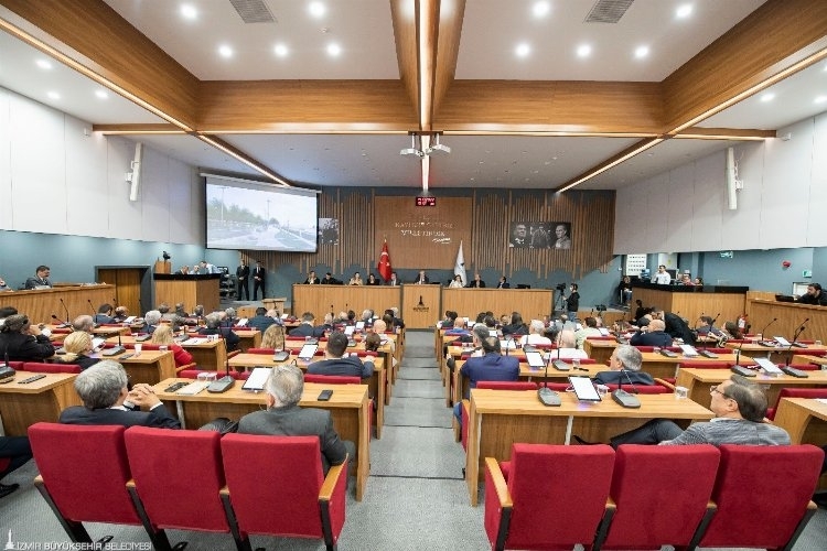 İzmir Belediye Meclisi terörü lanetledi
