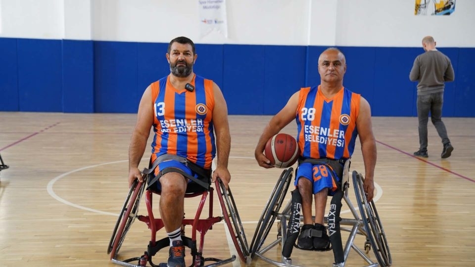 ENGELSİZ BASKETBOL MAÇINDA  DOSTLUK KAZANDI