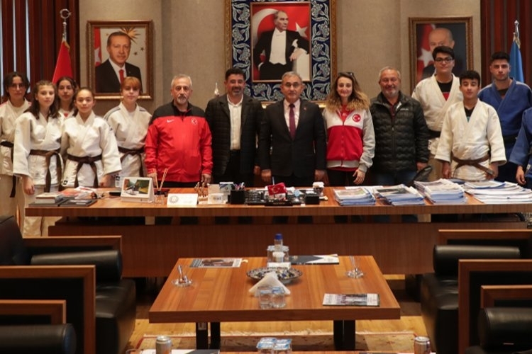 Kütahya Belediyespor judo takımı kurdu